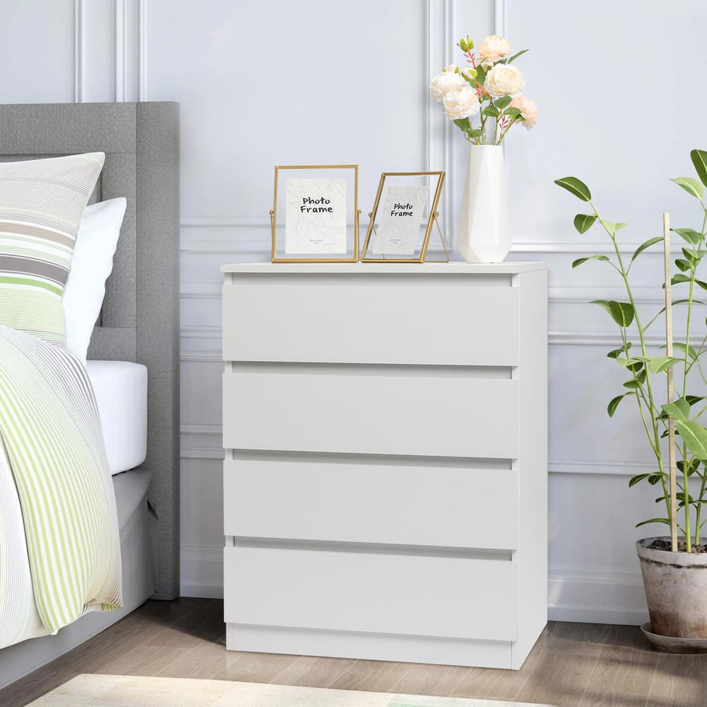 White 4 Drawer Dresser Q7990