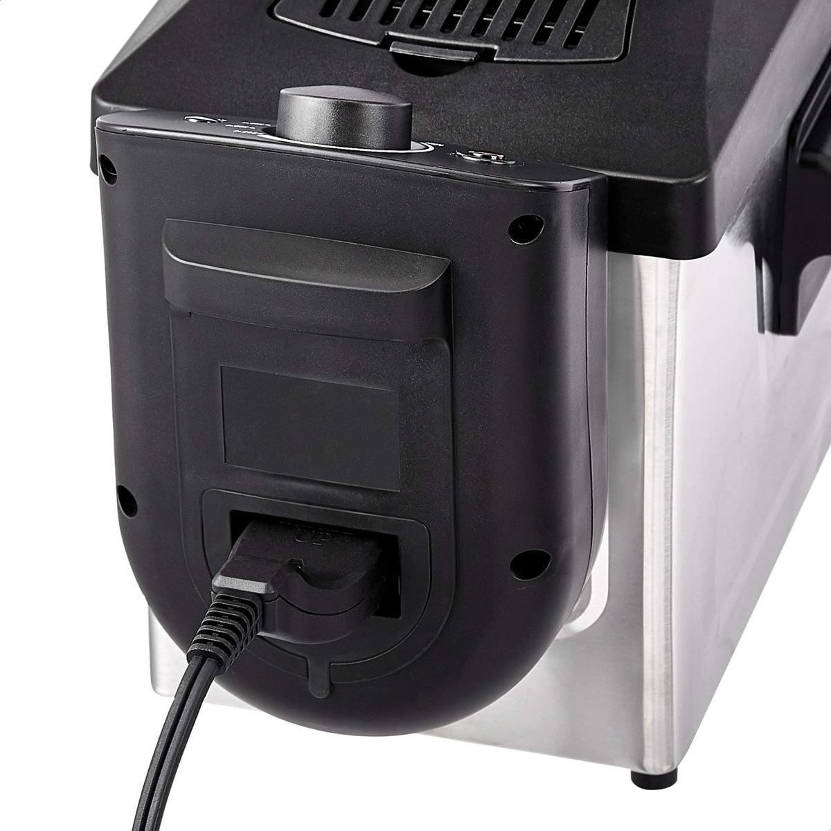 3.2-Qt Electric Deep Fryer with Adjustable Temperature Control R163316