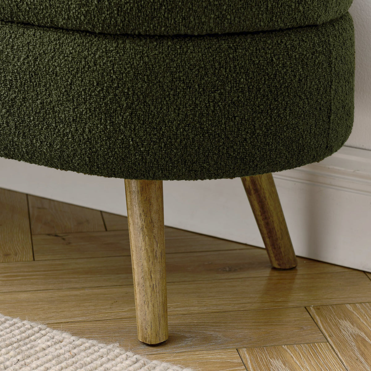 Oval Storage Bench with Rubber Wood Legs J9242
